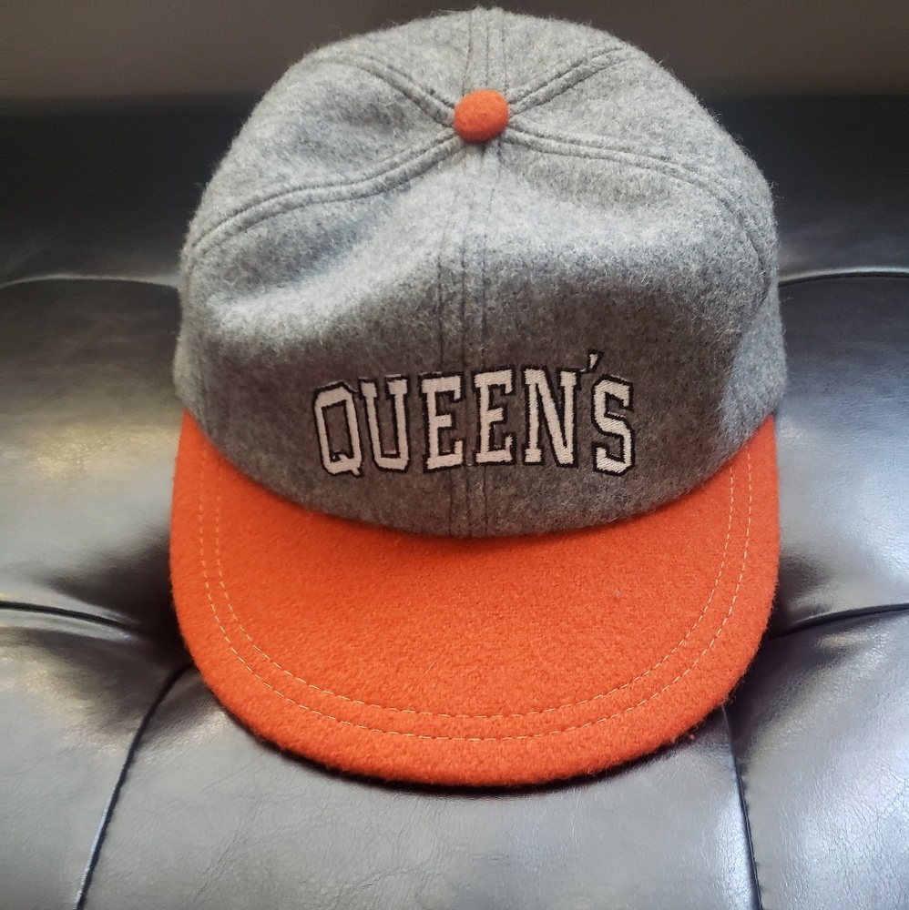 Wool flatback cap